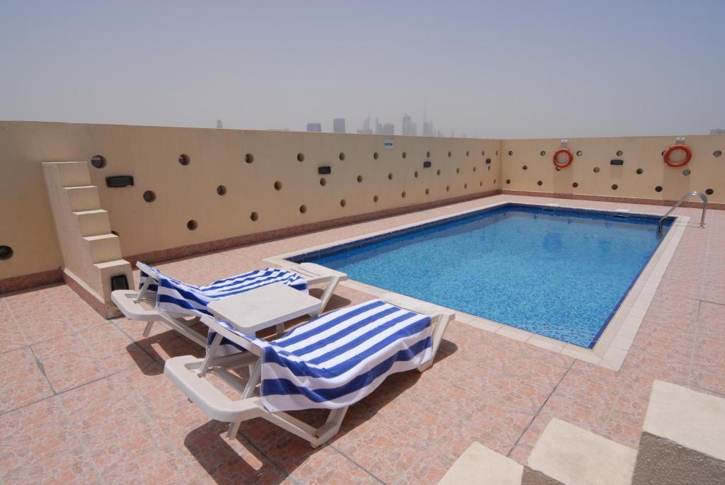Jormand Hotel Apartments Dubai Esterno foto